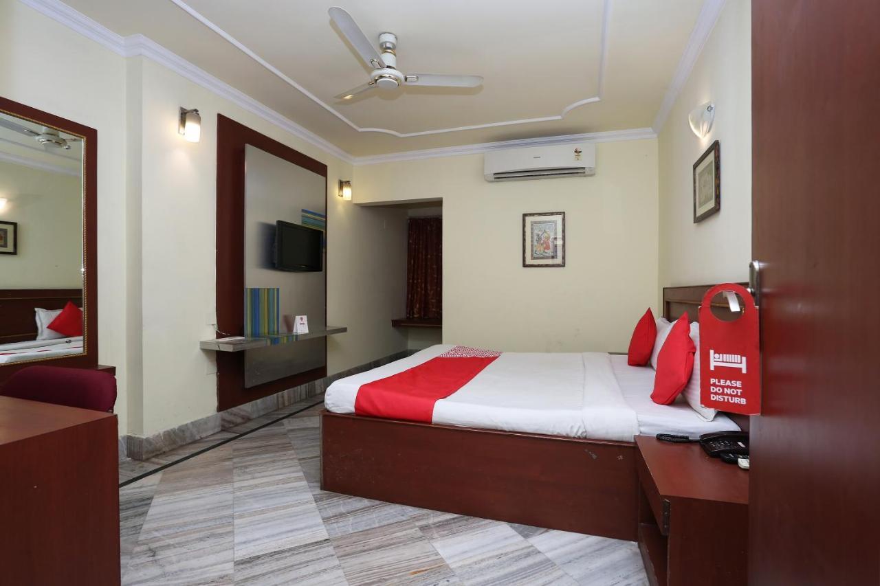 Oyo 4209 Maurya Inn Bhubaneswar Extérieur photo